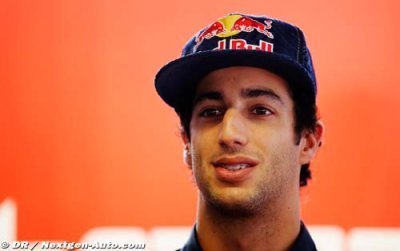 Daniel Ricciardo determined to shine in 2012