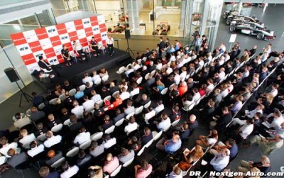 Pirelli hosts FOTA Fans Forum at the Italian GP