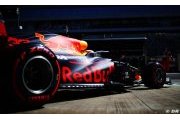 Horner : La F1 ne doit pas 'devenir un dinosaure' technologique