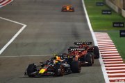 Perez fait le travail qu'il faut pour ne pas être 'détruit' par Verstappen