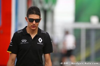 Wolff urges Renault to sign Ocon