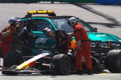 Perez&nbsp;: Un crash qui va me coûter très cher en course demain