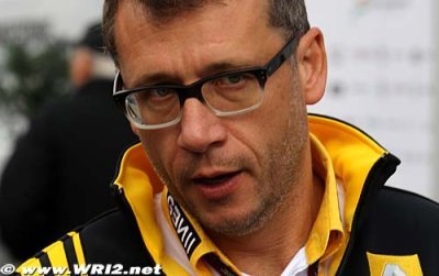 Sutil impliqué dans une bagarre avec Lux (Lotus Renault GP)