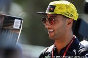 Ricciardo : Hamilton n'est pas trop bon, sa voiture l'est