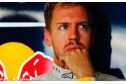 Vettel 'destroyed Mark Webber' - Villeneuve