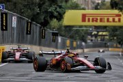 Consigne ratée chez Ferrari : Hamilton 'demande pardon' à Leclerc qui rumine une erreur