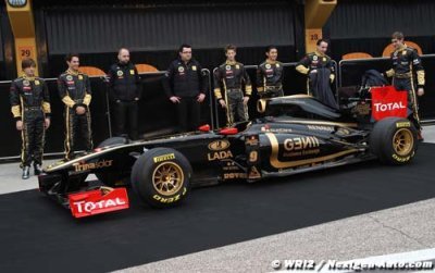 Lotus Renault GP unveils its 2011 challenger