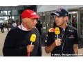 Webber 'pushes Vettel hard enough' - Lauda