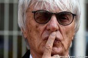 Pour Ecclestone, ‘les Noirs sont très fiers de Lewis Hamilton'
