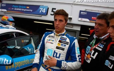 Pepe Oriola to stay with Sunred
