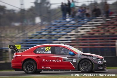 Termas de Rio Hondo, Course 2&nbsp;: Lopez force son destin et gagne