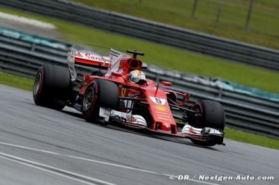Vettel will not give up title fight - Lauda