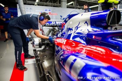Crash-tests réussis pour la Toro Rosso STR14