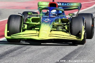 Latifi&nbsp;: Des ’zones positives’ avec une Williams FW44 ’différente’