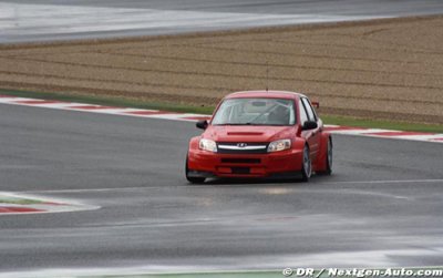 More testing for Lada Sport at Magny-Cours