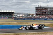 Racing Bulls est la meilleure des autres, mais Lindblad et Lawson sont perplexes