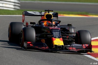 Verstappen says ’who knows’ to Mercedes switch