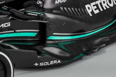 Mercedes F1 prévoit une refonte de ses pontons pour la W14