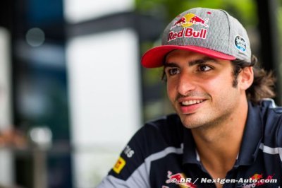 ’Too soon’ to say less overtaking in 2017 - Sainz
