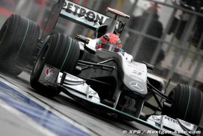 Schumacher n’était ’pas plus habile’ que Hamilton mais savait ’tirer le maximum de l’équipe’