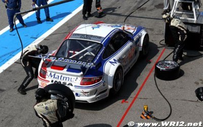 Une rotule met fin aux espoirs de victoire pour IMSA Performance