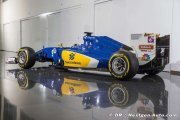 Sauber dévoile sa nouvelle livrée... sur la C34 de 2015