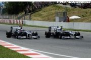 Maldonado happy to keep Barrichello as teammate