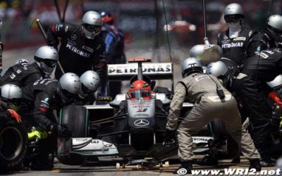 Mercedes GP, championne des changements de pneus