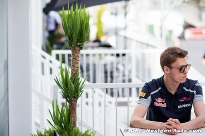 Marko says Kvyat could stay at Toro Rosso