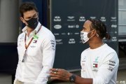 Wolff tips Hamilton to race into 2022