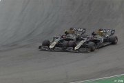 Magnussen blâme Grosjean pour le nouveau contact en course