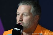 Brown prend la défense des commissaires en F1