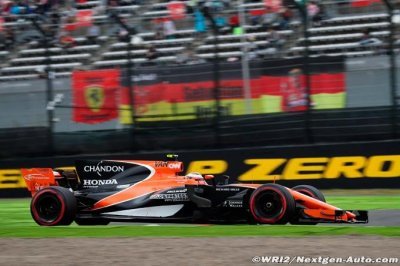 Vandoorne en pneus neufs au départ