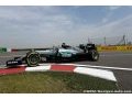 Rosberg claims China pole ahead of Ricciardo