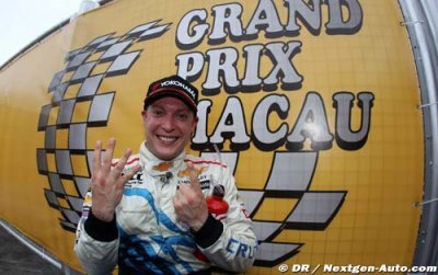 Menu gagne la course 2 de Macao, Huff champion du monde