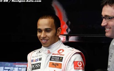 Hamilton admits Melbourne outburst was wrong