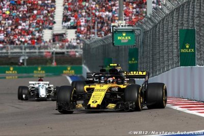 Advisor Prost worried Renault ’regressing’