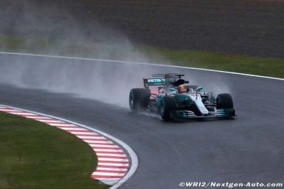Hamilton&nbsp;: Il faut plus de pneus pour la pluie