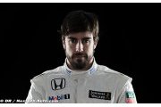 Alonso dévoile une photo de sa combinaison 2015