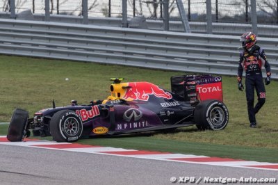 Horner plaisante sur les accidents de Kvyat chez Red Bull