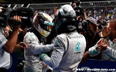 Mercedes not preparing ’Hamilton’ or ’Rosberg’ title t-shirts