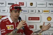 Räikkönen balaie les rumeurs de consignes chez Ferrari