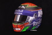 Certains pilotes arborent un casque spécial à Monaco