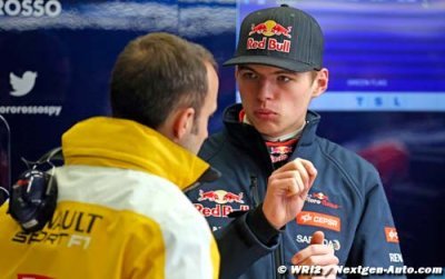 Verstappen has seat fitting for Red Bull car