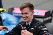 Dans l'attente d'un baquet en F1, Pourchaire rappelle qu'il est encore jeune
