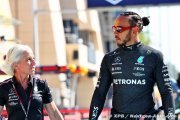 Hamilton hits back over contract delay rumours