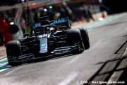 Red Bull suspects Mercedes hiding true pace