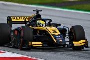 Les jeunes de Renault F1, Lundgaard et Zhou, digèrent la signature d'Alonso
