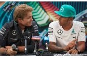Driver 'crash' discussed at Mercedes party
