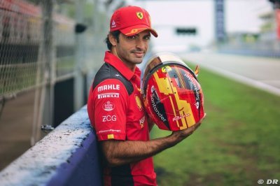 Sainz admet avoir vu venir l’arrivée de Hamilton chez Ferrari